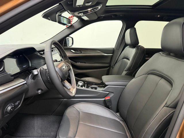 new 2026 Jeep Grand Cherokee car, priced at $52,872