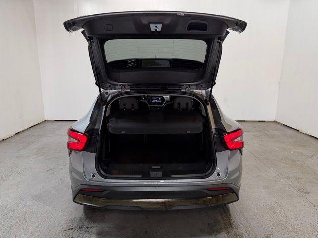 used 2025 Chevrolet Trax car, priced at $26,242