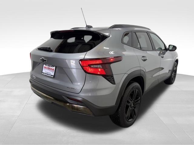 used 2025 Chevrolet Trax car, priced at $26,242