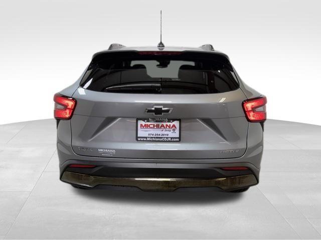 used 2025 Chevrolet Trax car, priced at $26,242