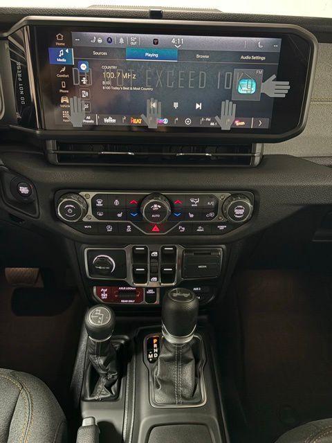 new 2026 Jeep Wrangler car, priced at $58,112