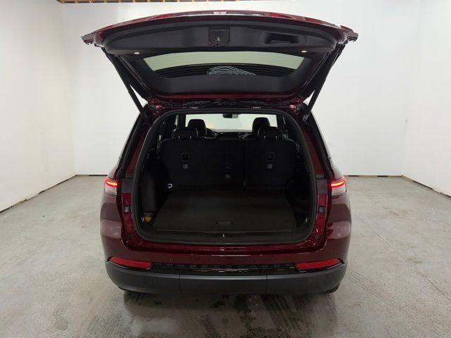 new 2025 Jeep Grand Cherokee car, priced at $51,848