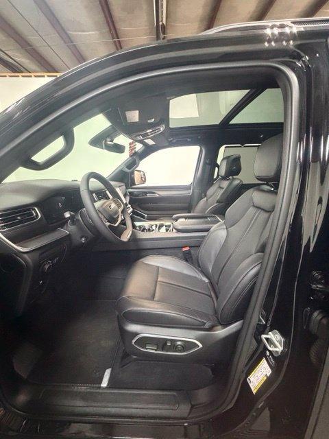 new 2026 Jeep Grand Wagoneer car, priced at $78,467
