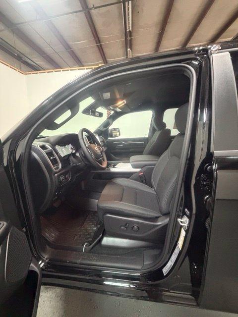 new 2027 Ram 1500 car, priced at $61,261