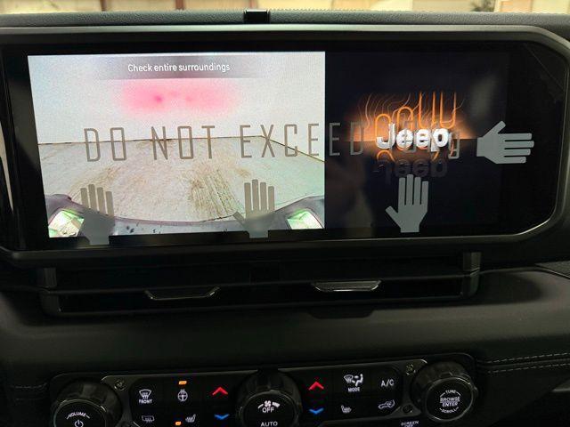 new 2026 Jeep Gladiator car, priced at $47,033