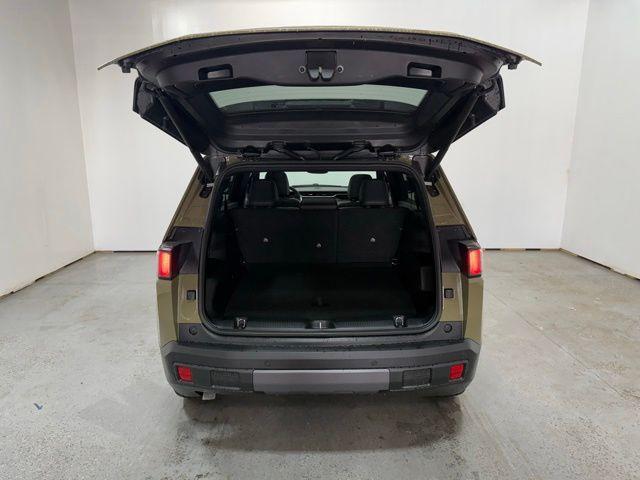 new 2026 Jeep Cherokee car, priced at $43,114