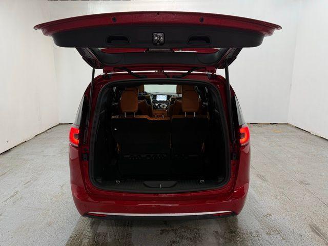 new 2026 Chrysler Pacifica car, priced at $55,928