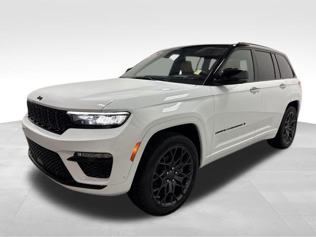 new 2025 Jeep Grand Cherokee car, priced at $67,838