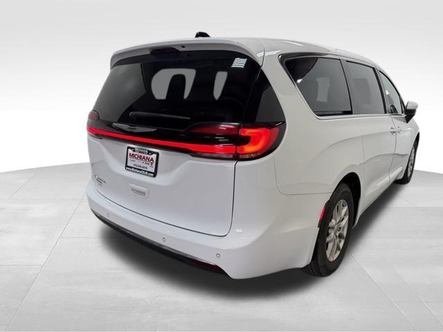 used 2023 Chrysler Pacifica car, priced at $24,242