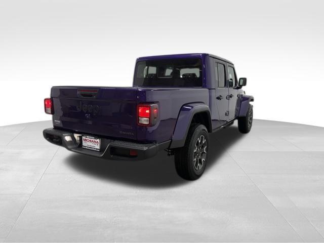 new 2026 Jeep Gladiator car, priced at $47,839