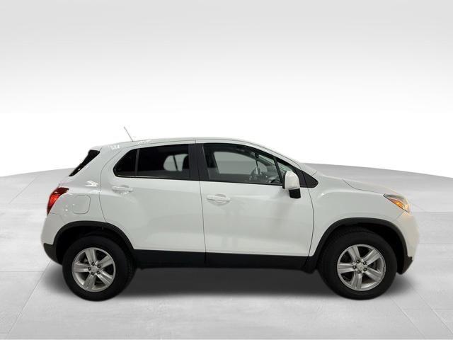 used 2022 Chevrolet Trax car, priced at $16,991