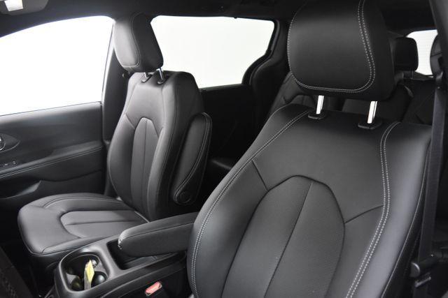 new 2026 Chrysler Pacifica car, priced at $45,611