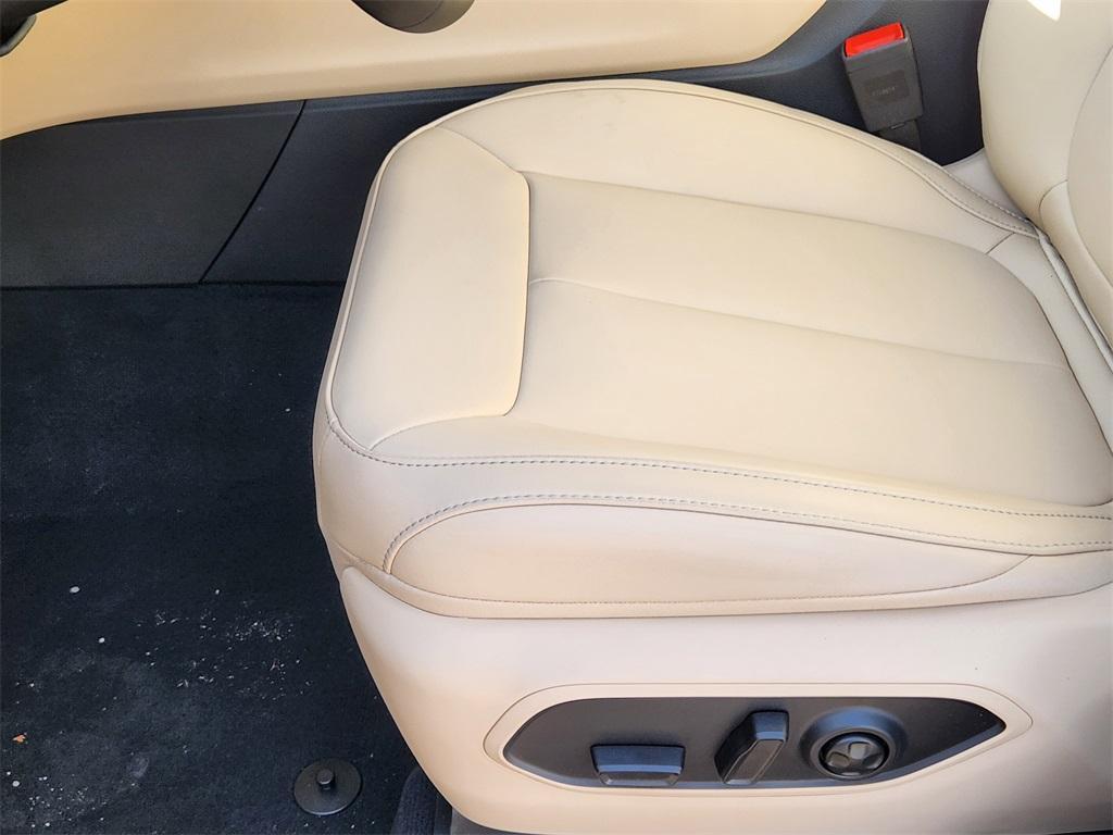 new 2025 Jeep Grand Cherokee car, priced at $46,361