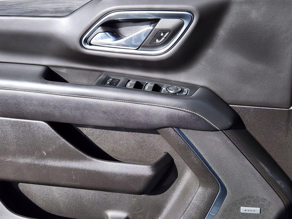 used 2021 GMC Yukon XL car, priced at $39,982