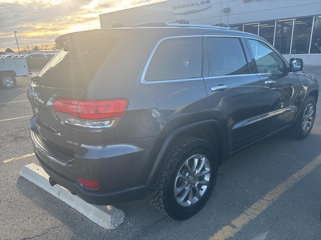 used 2015 Jeep Grand Cherokee car, priced at $13,680