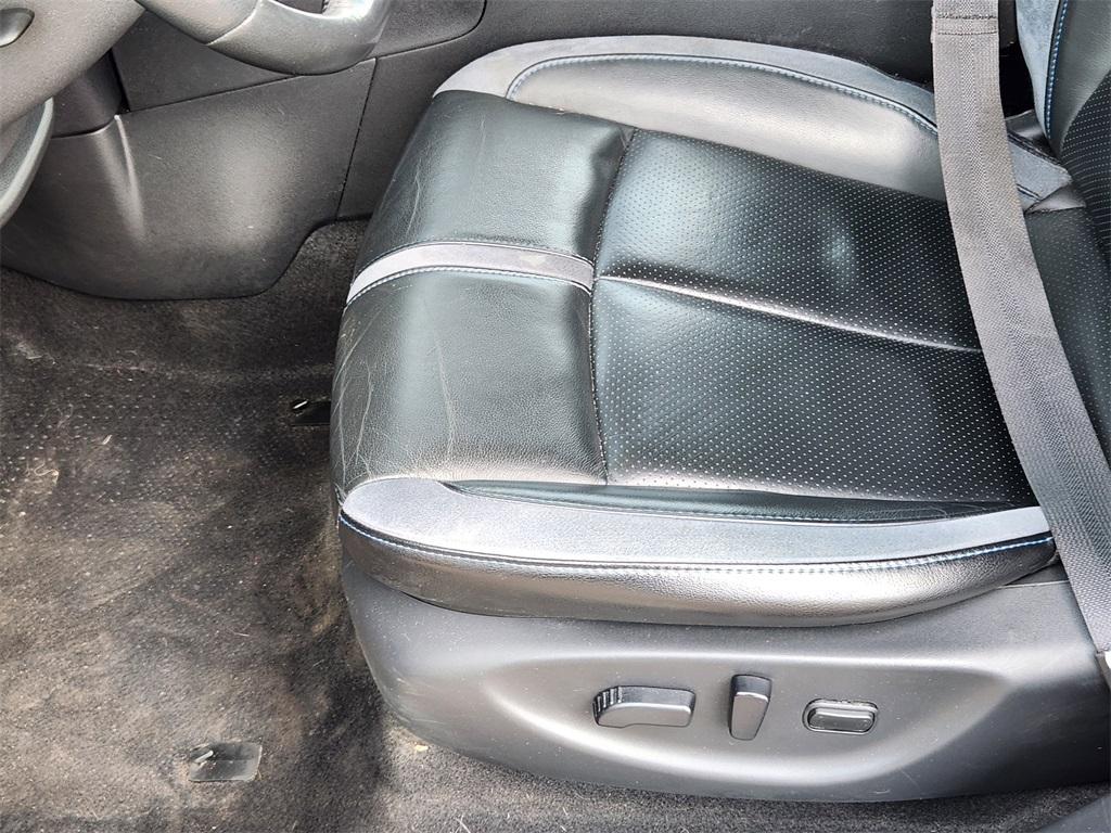 used 2019 Nissan Leaf car, priced at $12,433