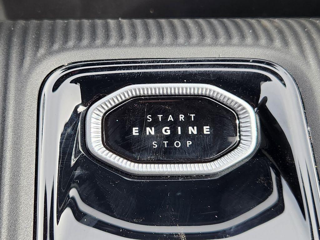 new 2026 Jeep Cherokee car, priced at $44,394