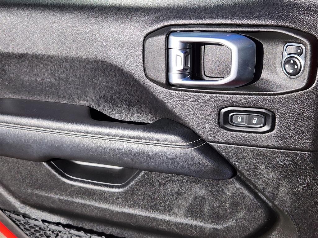 used 2022 Jeep Wrangler Unlimited car, priced at $31,124