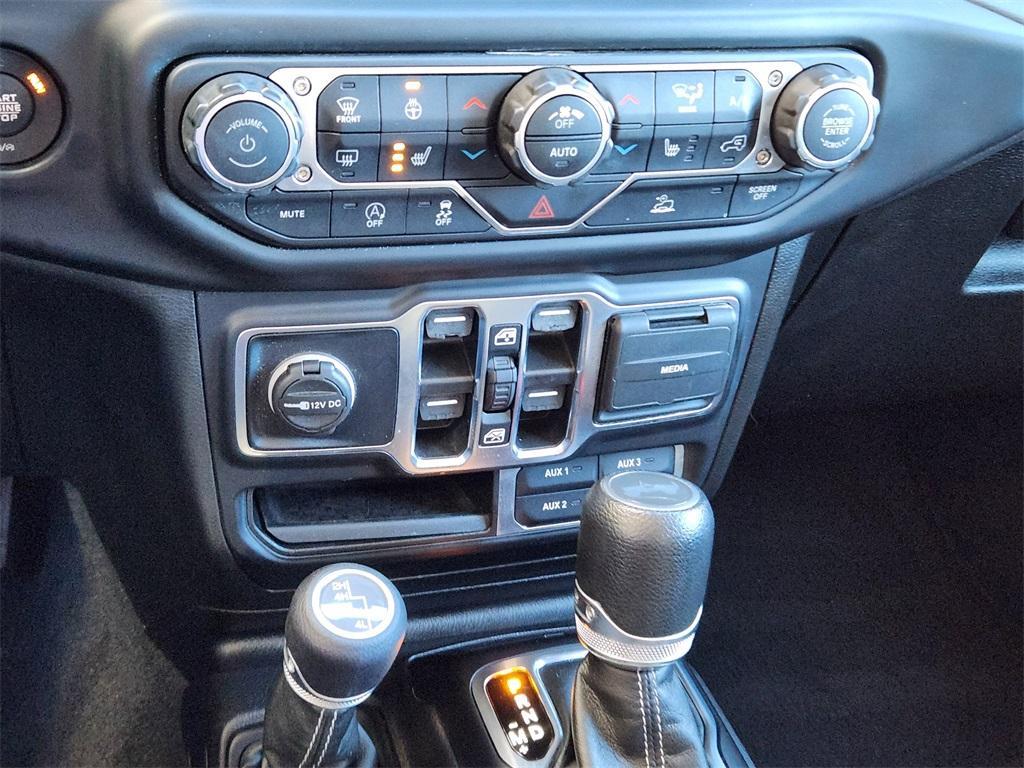 used 2022 Jeep Wrangler Unlimited car, priced at $31,124