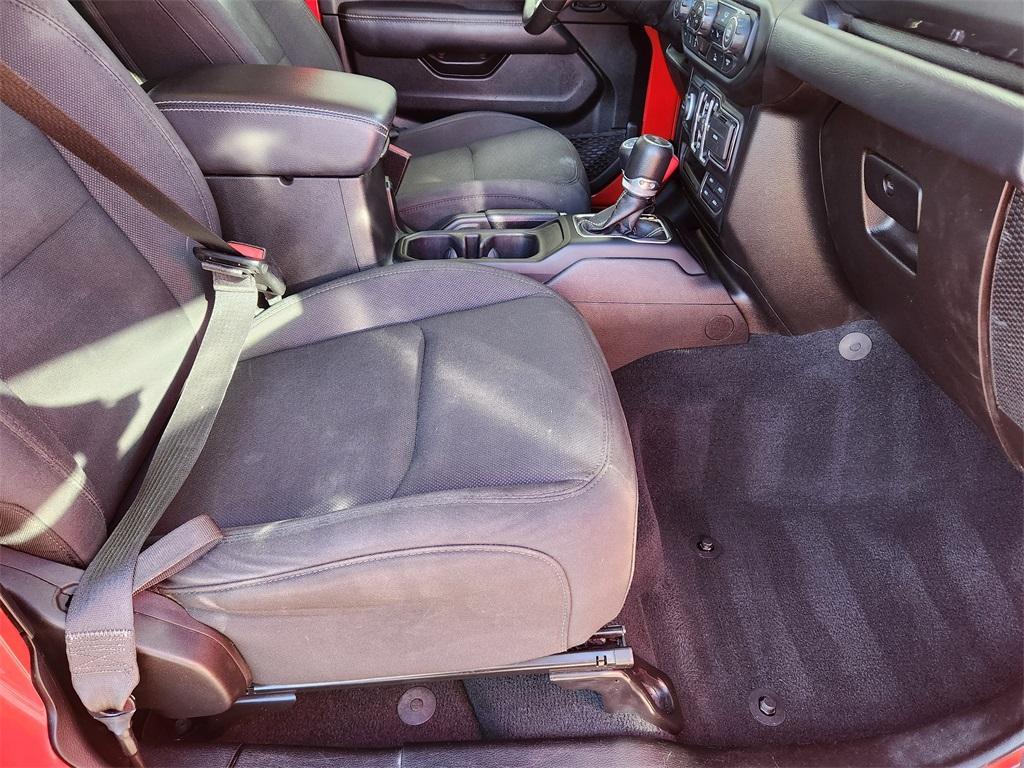 used 2022 Jeep Wrangler Unlimited car, priced at $31,124