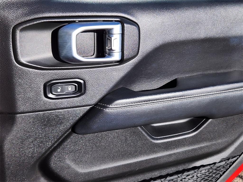 used 2022 Jeep Wrangler Unlimited car, priced at $31,124