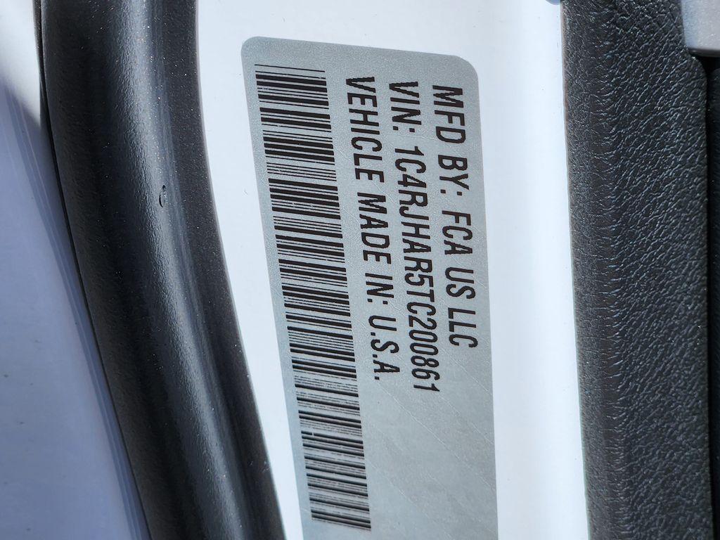 new 2026 Jeep Grand Cherokee car, priced at $44,864