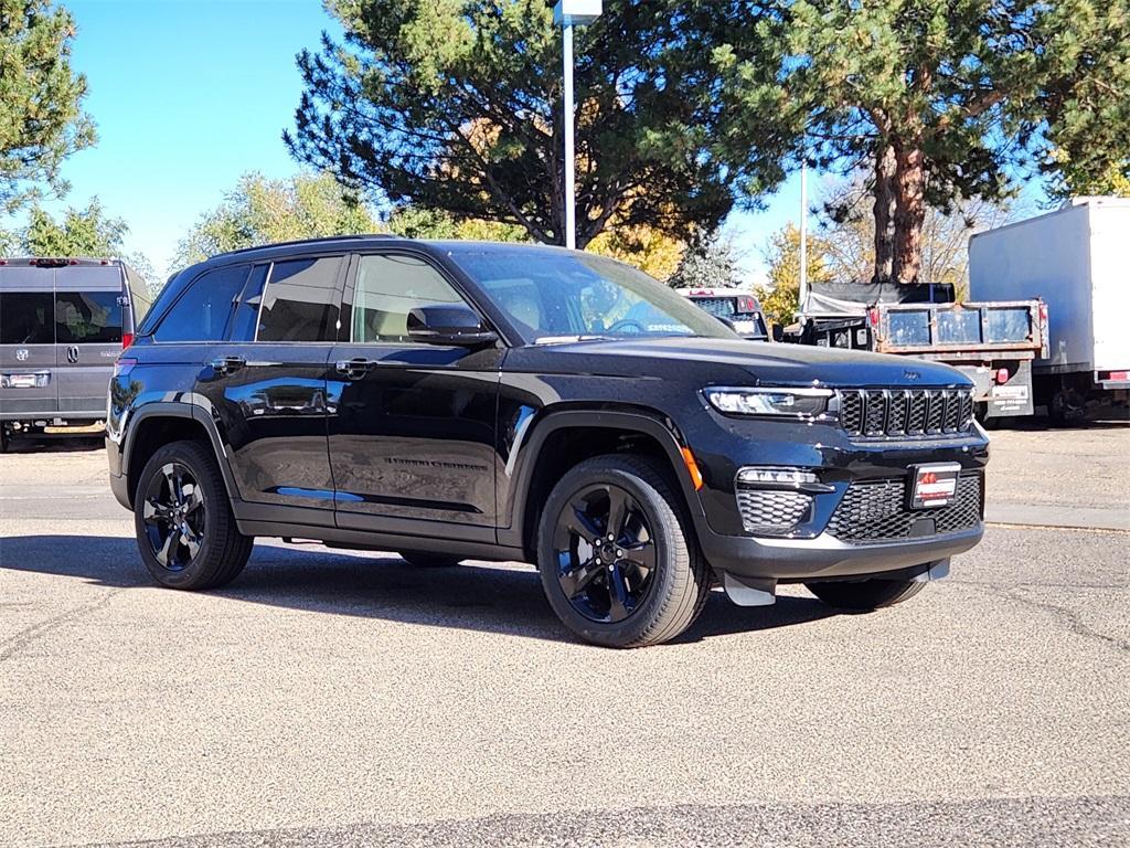 new 2025 Jeep Grand Cherokee car, priced at $47,358