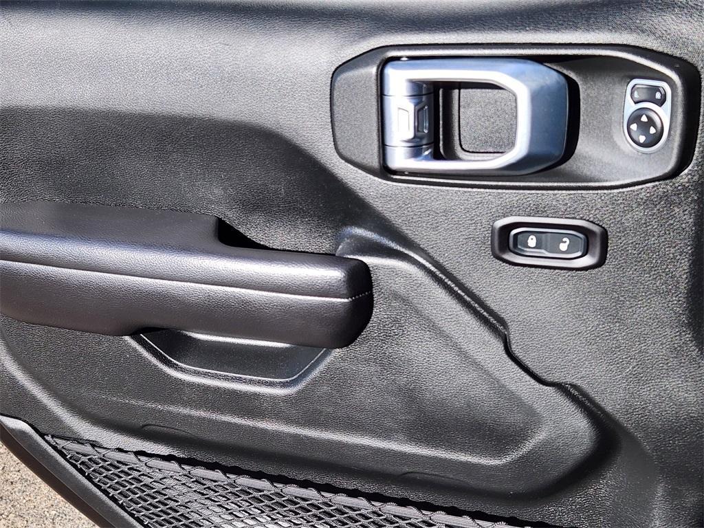 used 2018 Jeep Wrangler Unlimited car, priced at $30,771