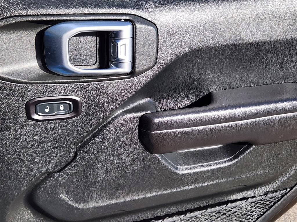 used 2018 Jeep Wrangler Unlimited car, priced at $30,771