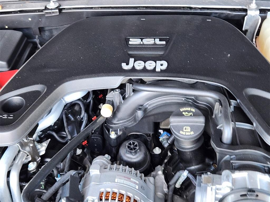 used 2018 Jeep Wrangler Unlimited car, priced at $30,771