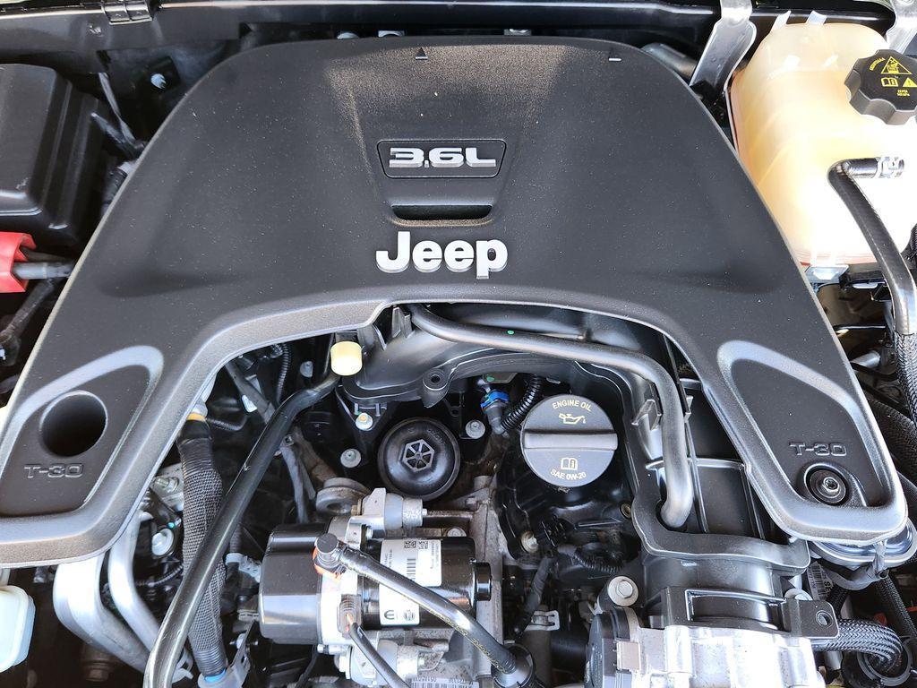 used 2021 Jeep Wrangler Unlimited car, priced at $36,082