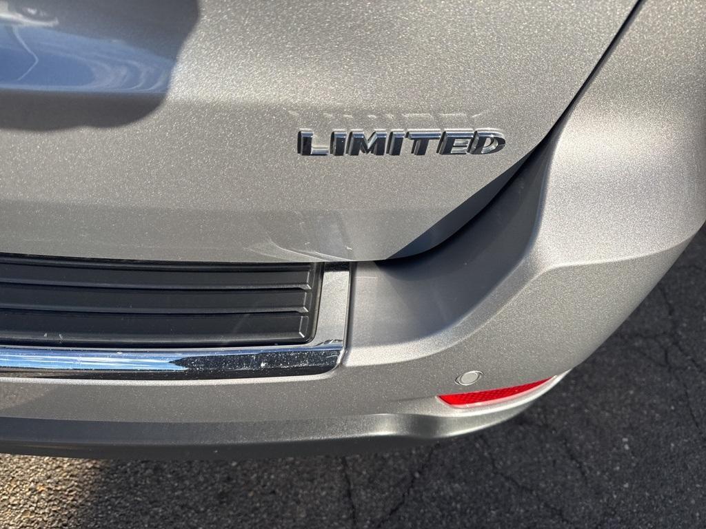 used 2021 Jeep Grand Cherokee car, priced at $22,781