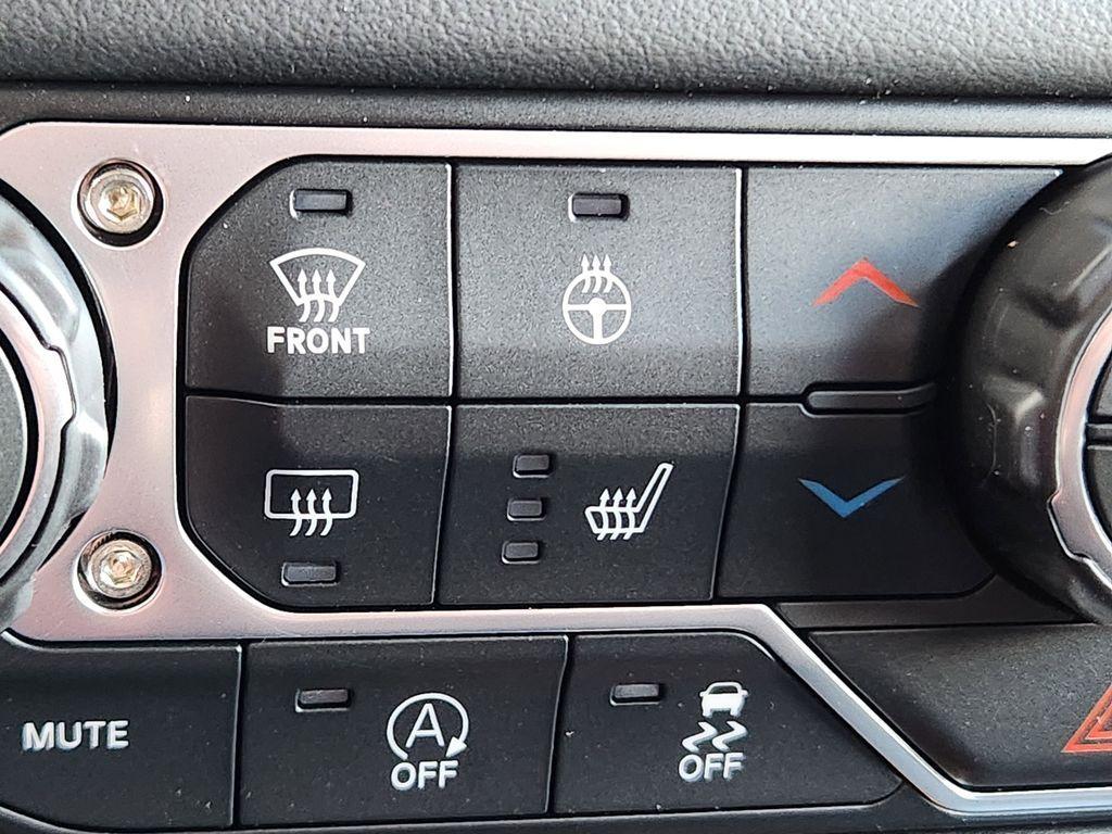 new 2026 Jeep Gladiator car, priced at $51,704