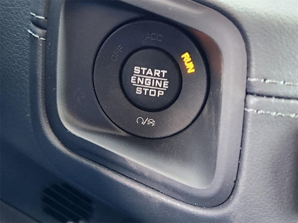 new 2026 Jeep Gladiator car, priced at $51,704