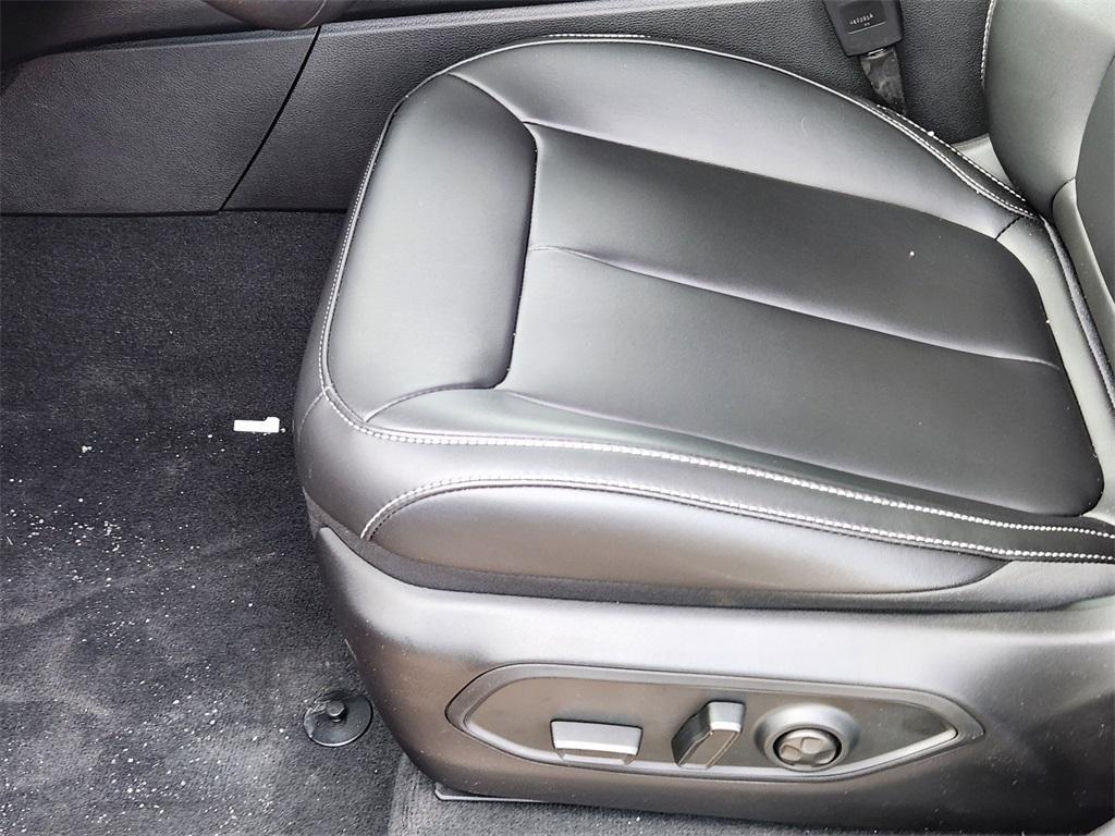 new 2025 Jeep Grand Cherokee car, priced at $44,438