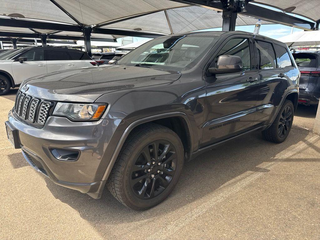 used 2017 Jeep Grand Cherokee car, priced at $17,998