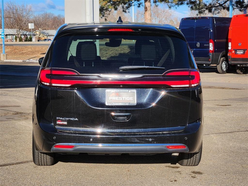 used 2024 Chrysler Pacifica car, priced at $29,878