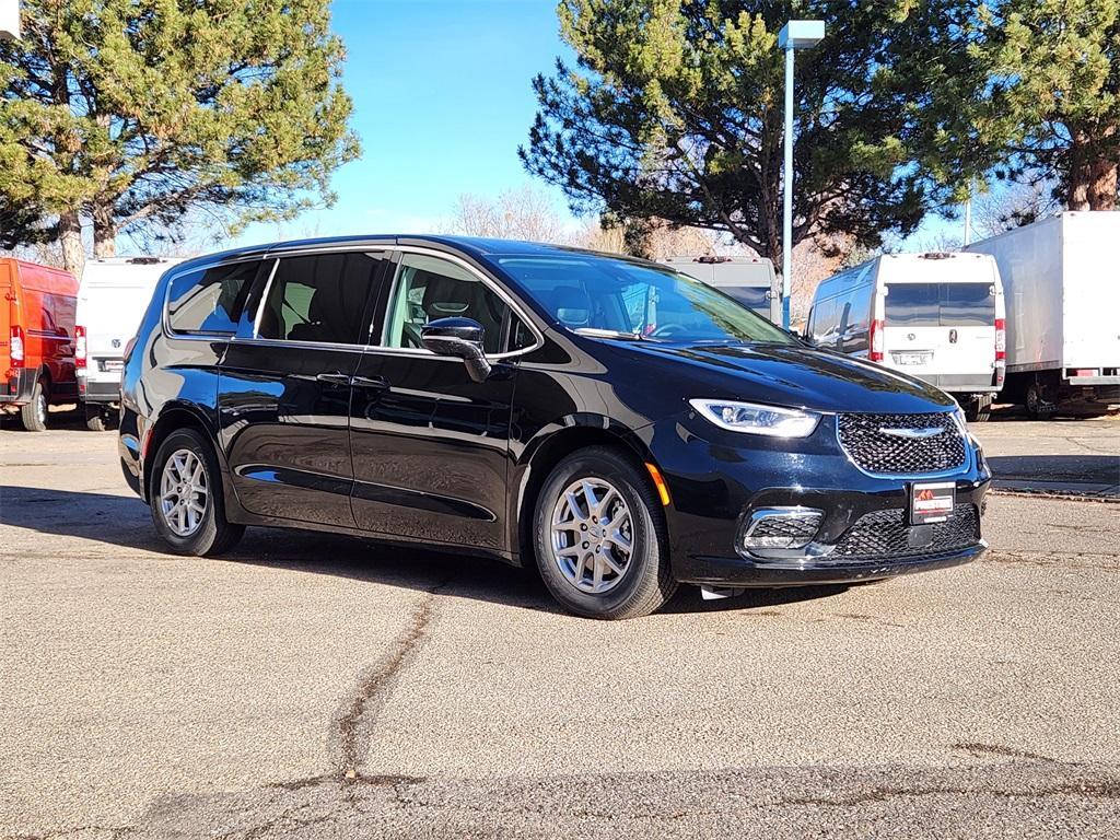 used 2024 Chrysler Pacifica car, priced at $30,382
