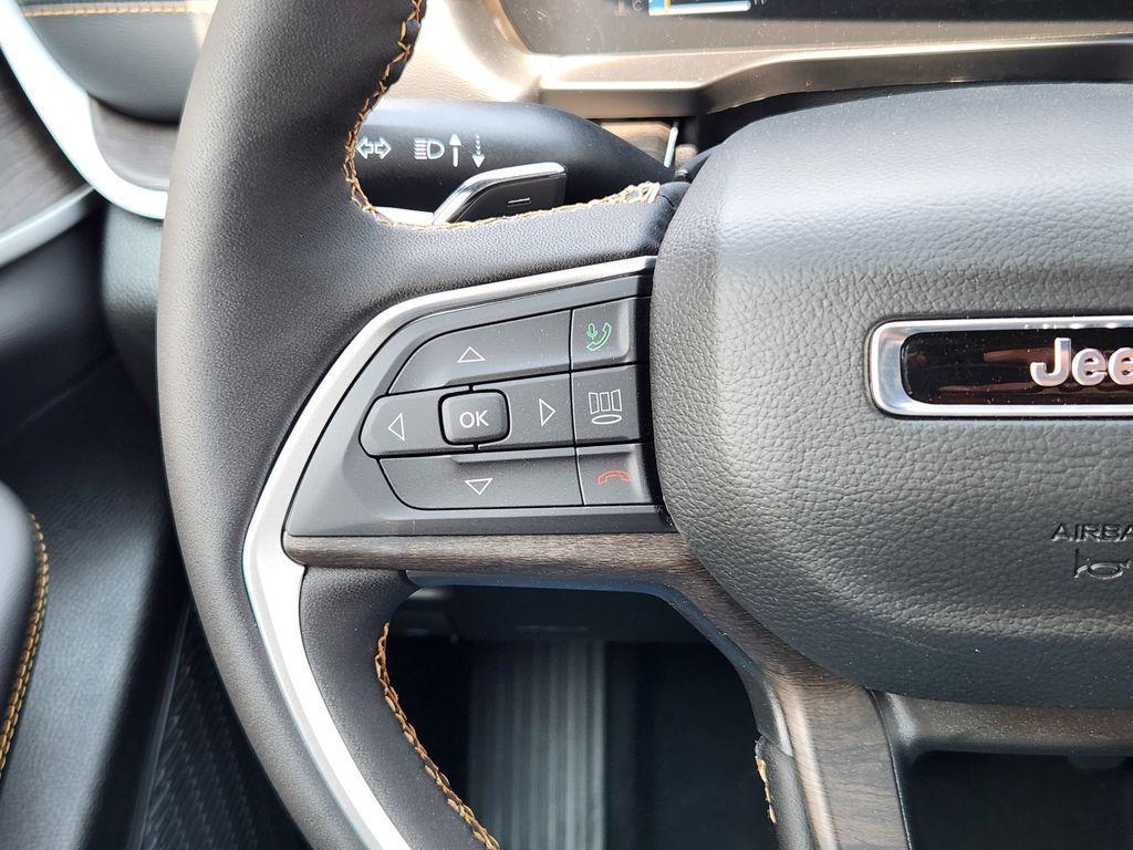 new 2026 Jeep Grand Cherokee car, priced at $45,514