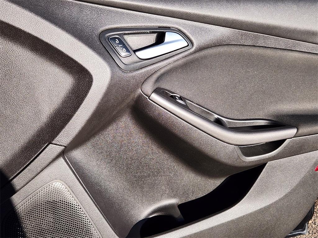used 2016 Ford Focus car, priced at $9,082