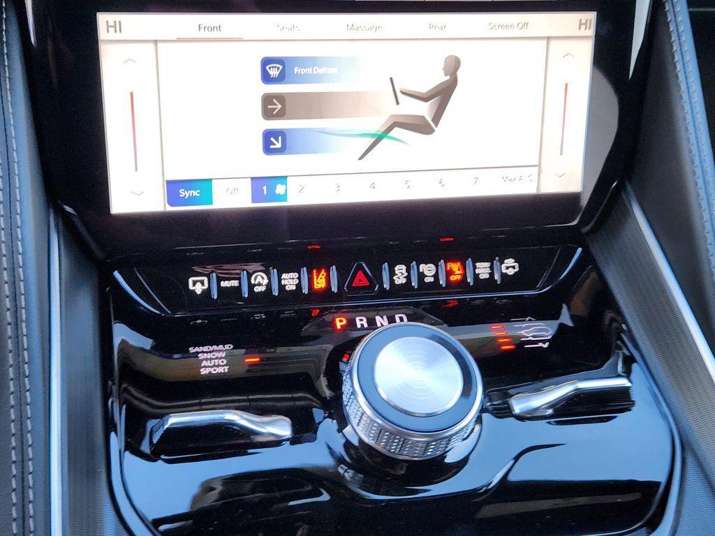 new 2026 Jeep Grand Wagoneer car, priced at $94,365