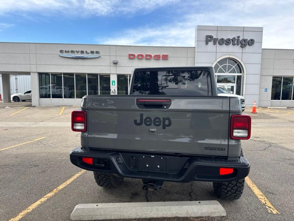used 2021 Jeep Gladiator car, priced at $28,248