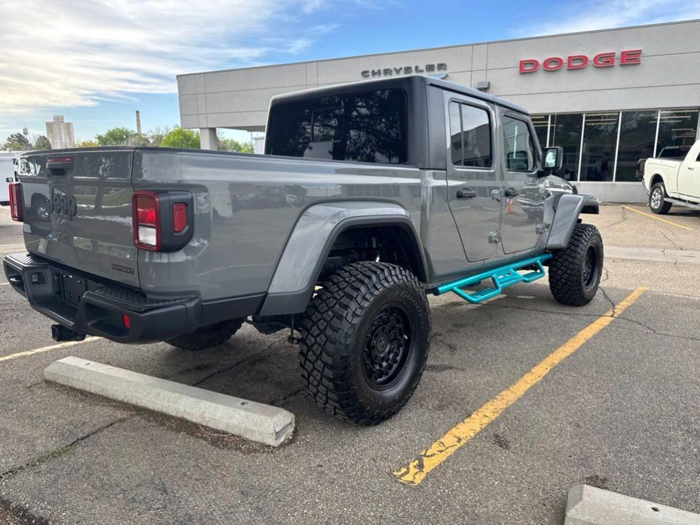 used 2021 Jeep Gladiator car, priced at $28,248
