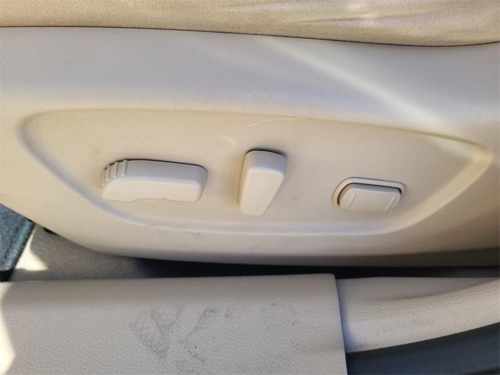 used 2014 Nissan Rogue car, priced at $10,143