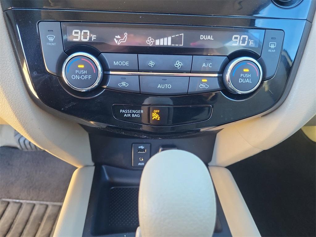 used 2014 Nissan Rogue car, priced at $10,143