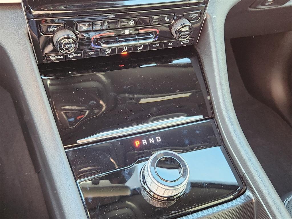 new 2025 Jeep Grand Cherokee car, priced at $40,515