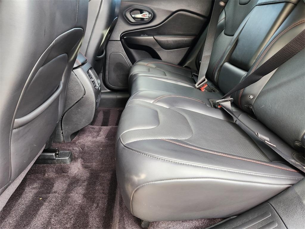 used 2019 Jeep Cherokee car, priced at $14,682