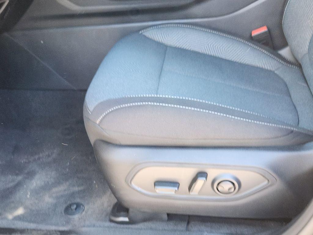 new 2026 Jeep Cherokee car, priced at $39,872