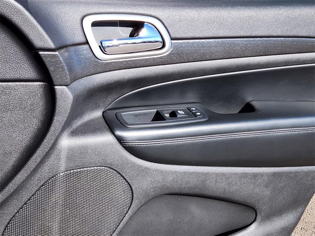 used 2018 Jeep Grand Cherokee car, priced at $17,160