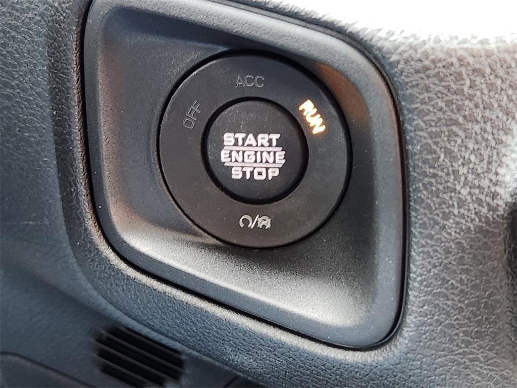 new 2026 Jeep Gladiator car, priced at $39,152